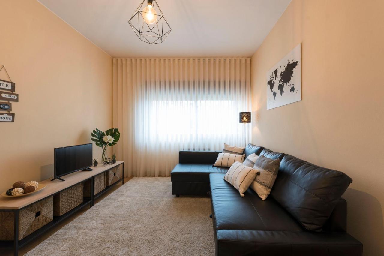 Lovelystay - Serralves Apartment With Free Parking Порту Экстерьер фото